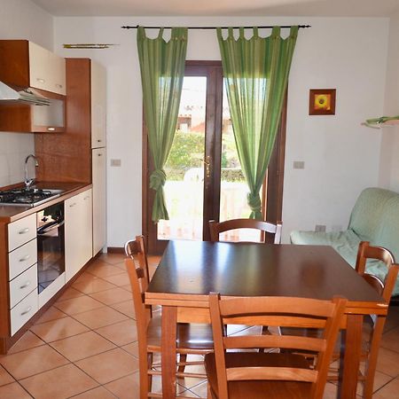 Iss Travel, Ambra Apartments - 800 M From La Cinta Beach San Teodoro  Esterno foto